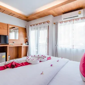 2* Отель Lanta Ray Bay