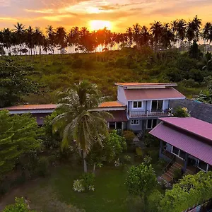 Sunanta Ko Lanta